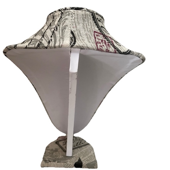 Chic PARIS Themed NECKLACE Display STAND Bust Mannequin - Picture 6 of 8